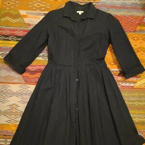 Black Gap cotton button down dress with pockets and 3/4 length sleeves
